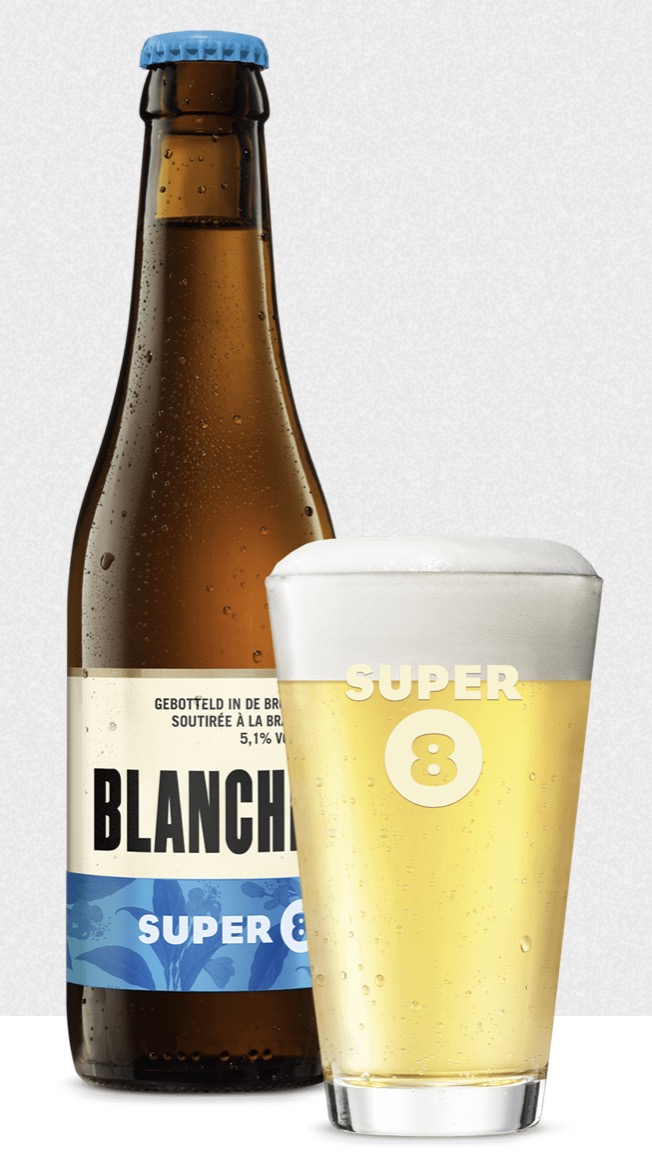 Super 8 Blanche